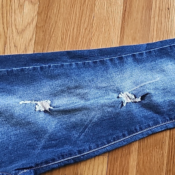 YMI Curvy Fit High Rise Stretch Jeans Womens Size 28" Waist X 28-1/2" Inseam - Picture 7 of 15